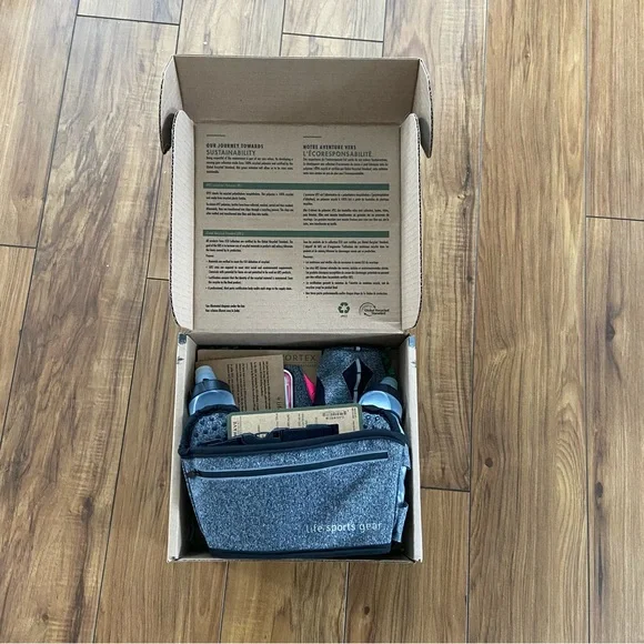 Running kit - Picture 8 of 8